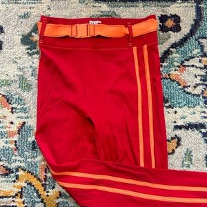 BANDIER RED LEGGINGS SIZE SMALL